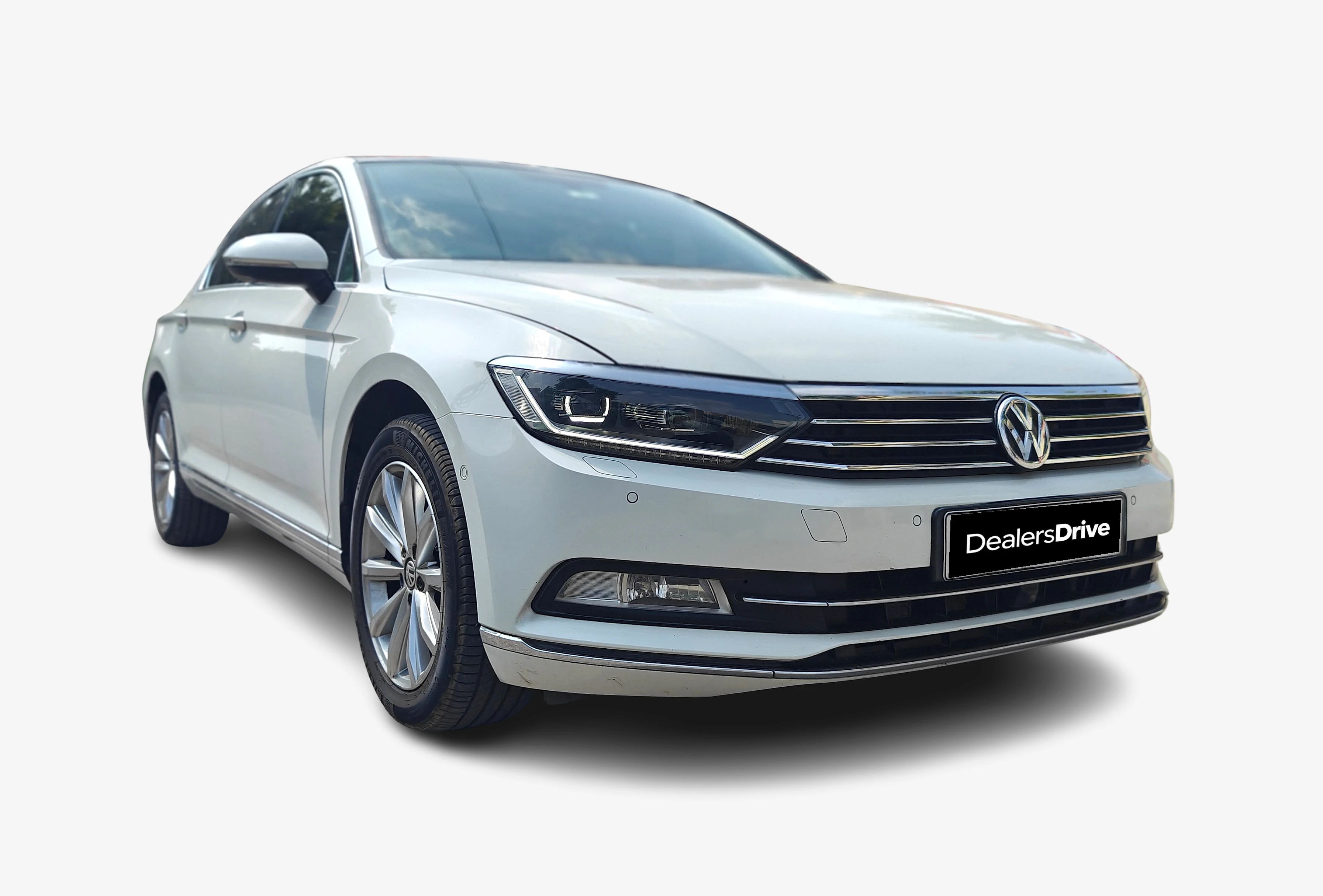 2018 Volkswagen Passat Highline, the primary photograph